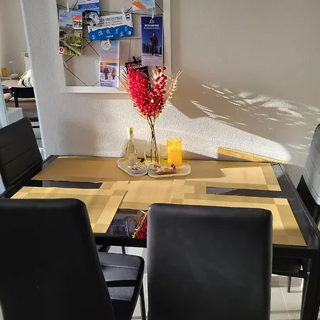 شقة Bergzauber Bayerwald - Familienapartment Mit Pool *